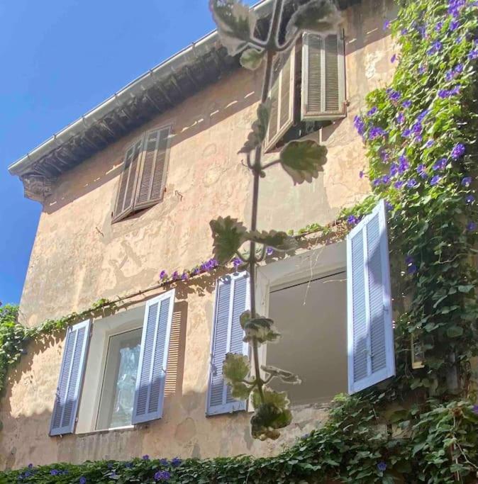 Click! Casa Lamartine Fabulous Ideal Location Walk To All!!! 카시스 외부 사진
